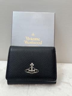 新品・未使用>ヴィヴィアンウェストウッド 三つ折り財布 - メルカリ