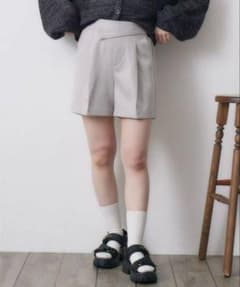 RETRO GIRL アシメタックショートパンツ パンツ・ズボンのサムネイル