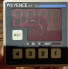 MachineZ様専用　KEYENCE RT-13 タイマー 2個セットのサムネイル