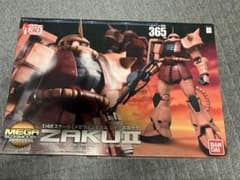 バンダイ 1／48 メガサイズモデル MS－06S シャア専用ザク