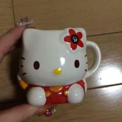 キティちゃんコップのサムネイル