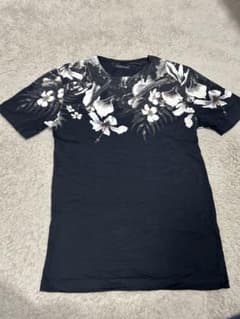 ZARA MAN フラワープリント Tシャツ Sサイズのサムネイル