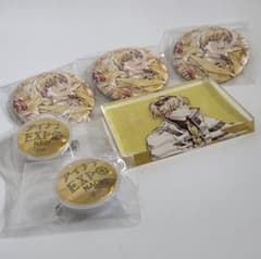 アイナナEXPO 六弥ナギ 缶バッジ ブラホワ アクリルブロック - メルカリ