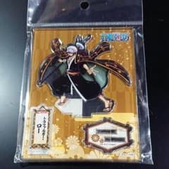 ワンピース アクスタ ローのサムネイル