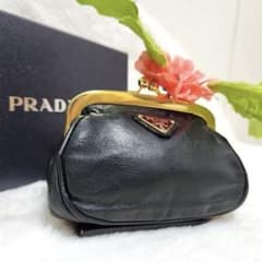 ✨希少✨プラダ コインケース がま口 小銭入れ 三角ロゴ ミニポーチ