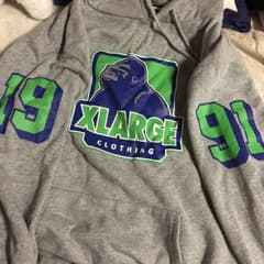 XLARGE パーカーのサムネイル