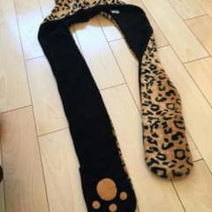 シシュノンのフードつきマフラーのサムネイル