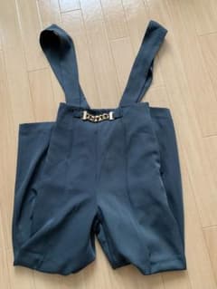 本日限定値下げ！ショルダーストラップクラシックパンツのサムネイル