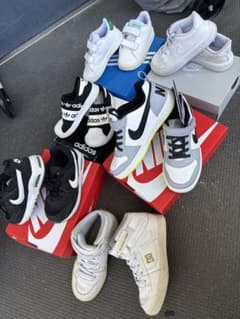 キッズスニーカーセット（Nike, adidas, Dc）のサムネイル