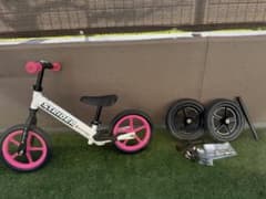 Price reduced! Rare white and pink STRIDER balance bike, 12-inch.