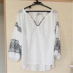 ジーナシス  刺繍ブラウスのサムネイル