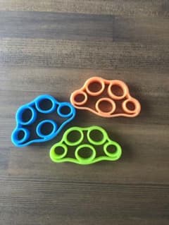指トレゴムのサムネイル