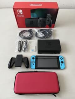 Nintendo Switch 本体一式(持ち運びケース付き) Nintendo Switch 本体 持ち運びケースと64GB SDカード付き - メルカリ