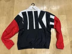 ナイキ　ジャケット　Sサイズのサムネイル