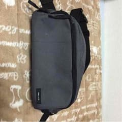COMME CA ISM ボディバッグのサムネイル
