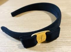 Ferragamo カチューシャ 黒のサムネイル