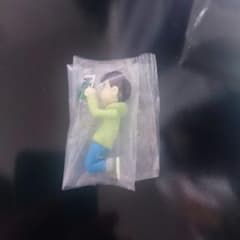 チョロ松 putitto ガチャ おそ松さんのサムネイル