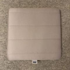 エアウィーヴ　クッション　グレーのサムネイル