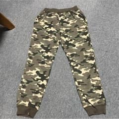 迷彩のズボン 140のサムネイル