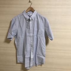 【ゴーゴーSALE!】UNIQLOストライプ半袖シャツのサムネイル
