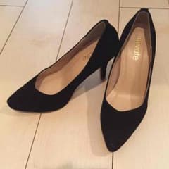美品 ブラック パンプス 黒のサムネイル