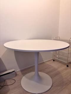 美品⭐︎IKEA ドクスタ 丸テーブル ダイニング DOCKSTA - メルカリ