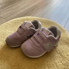 ニューバランス　996 13センチのサムネイル