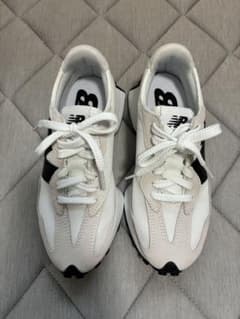 New Balance スニーカー ホワイト ブラックのサムネイル