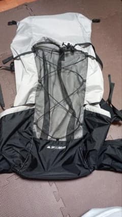 【最終値引】3F UL GEAR バックパック 黒/白のサムネイル