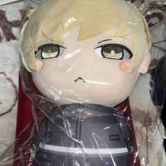 金髪キャラクターのぬいぐるみのサムネイル