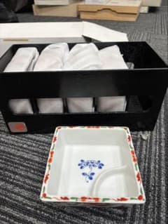 赤絵 染付 角皿 仕切り皿 5客セット 銘あり 木箱付 和食器のサムネイル