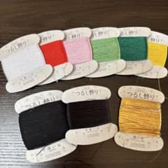 手縫い糸セット 7色　つるし飾りのサムネイル