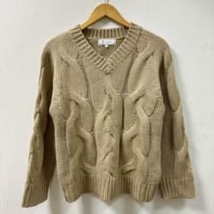 ROPÉ PICNIC ベージュ ケーブル編み Vネック セーター ニットのサムネイル