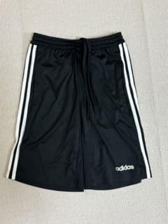 adidas ブラック ハーフパンツ XSのサムネイル