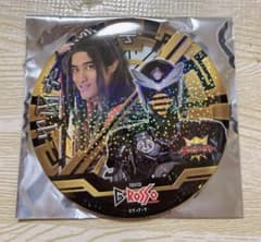 キングオージャー シアターGロッソ プレミアム席限定缶バッチ カグラギのサムネイル