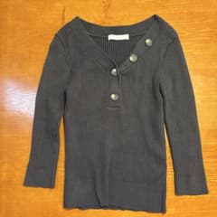 カットソーのサムネイル