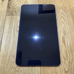 au QuoTab ブラックのサムネイル