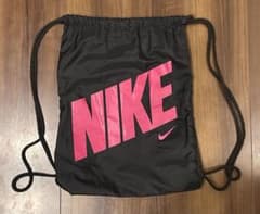 NIKE ナップザック　黒・ピンク　y2kのサムネイル