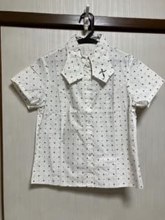 PEACE NOW十字架刺繍半袖シャツ半袖ブラウス白百合の紋章フルール・ド 