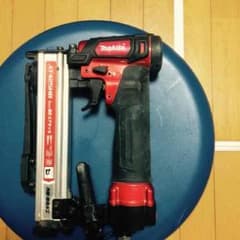 マキタ エアータッカーのサムネイル