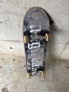 スケートボード　バラ売り可‼️ ベンチャートラック付き スケートボード バラ売り可‼️ ベンチャートラック付き - メルカリ