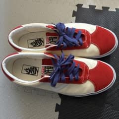 VANS スニーカー クリーム/レッド/ネイビーのサムネイル