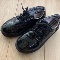 ひまりん様専用　ジュニア エナメル靴 フォーマル 厚底 19センチ 韓国子供服のサムネイル