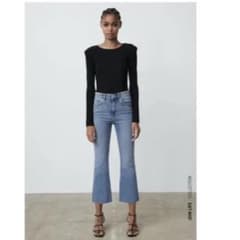 ＺＡＲＡ♡クロップド丈フレア 38 デニムパンツのサムネイル