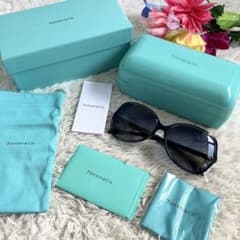 未使用品✨TIFFANY ティファニー サングラス ラインストーン 青 ブルー 