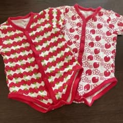 いちご柄　ロンパース　70サイズのサムネイル