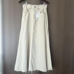 BEAMS HEART タックデニムスカートのサムネイル