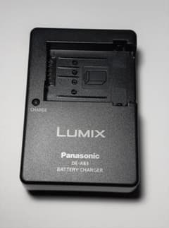 パナソニック DE-A83 純正バッテリー充電器のサムネイル