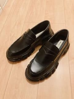最終値下げ　ローファー 黒　厚底のサムネイル