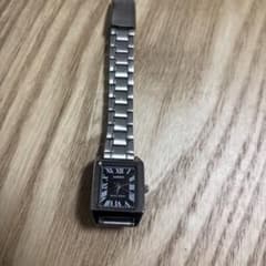 CASIO スクエア型 アナログ腕時計 シルバー ブラック文字盤のサムネイル